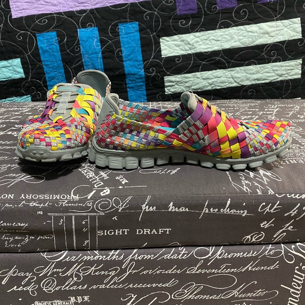Skechers memory foam limited edition sneakers